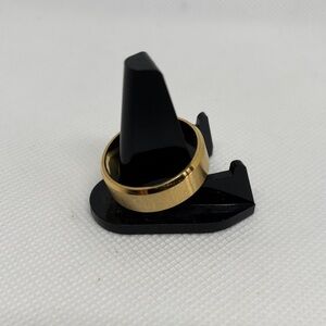 Elegant Gold Men's Ring Band